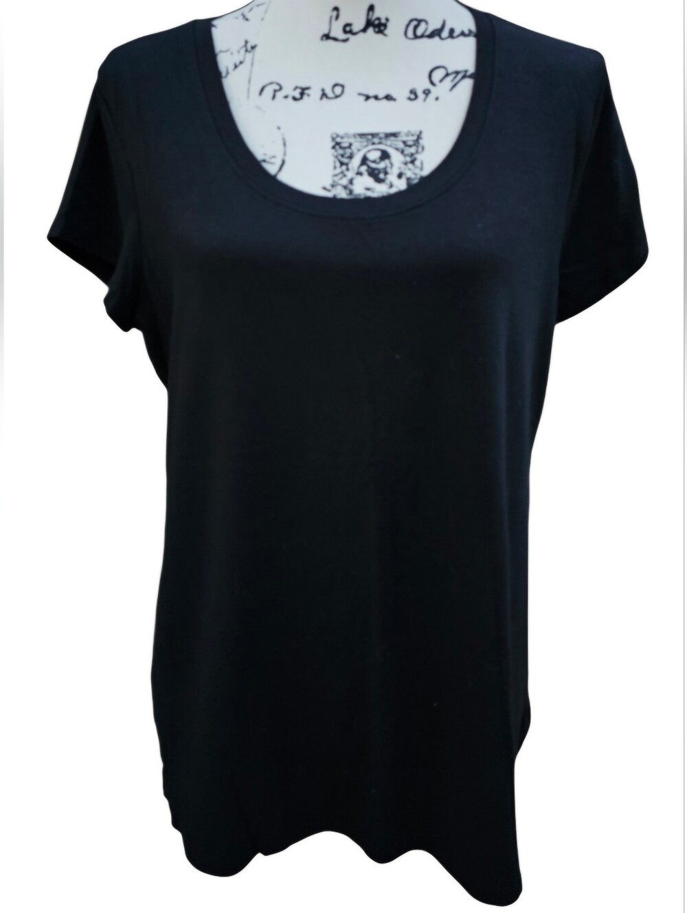 Apt. 9 Black Scoop Neck Short Sleeve Tee
